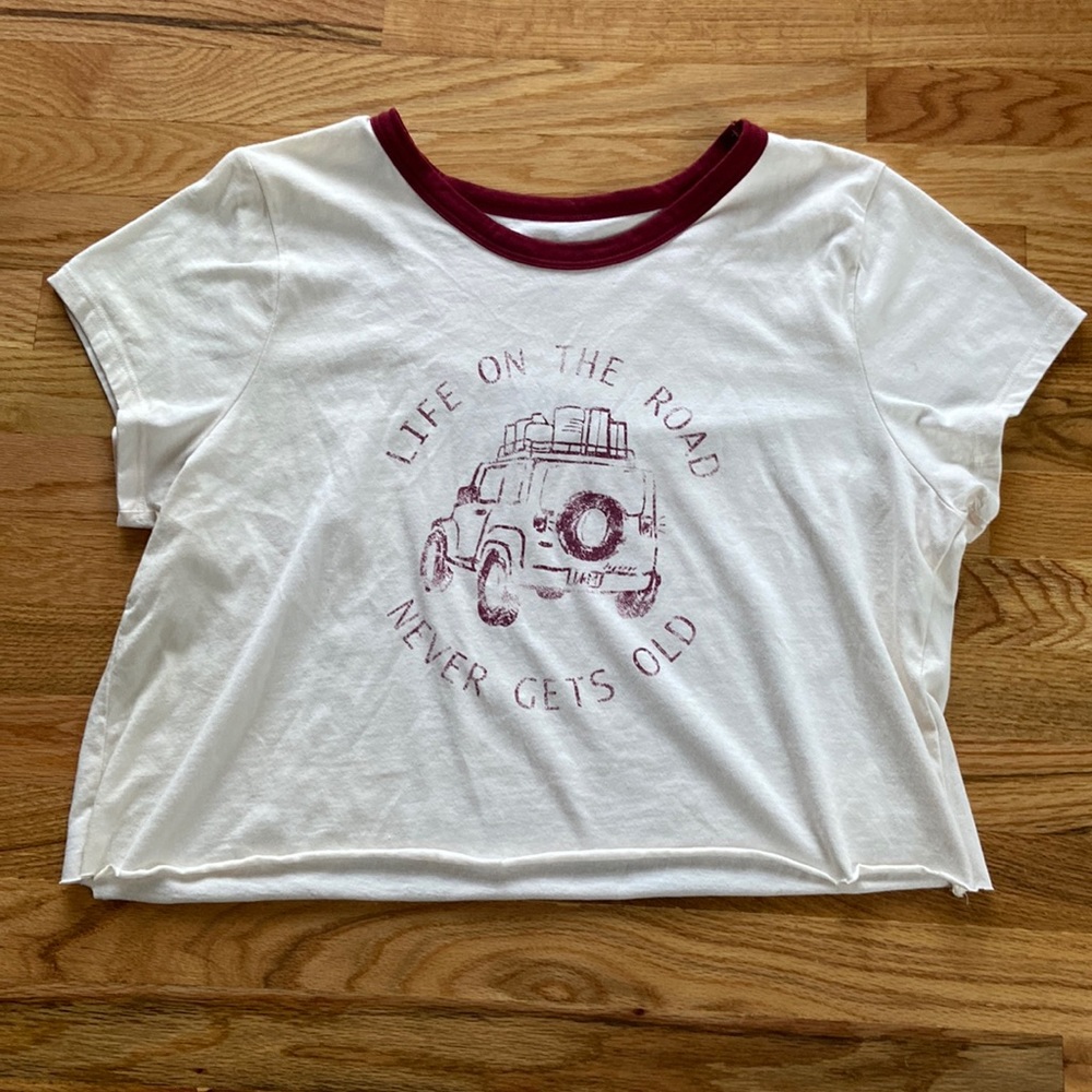 Cropped short sleeve tee; brand: Sonoma, size: x-large, cropped, lightly used